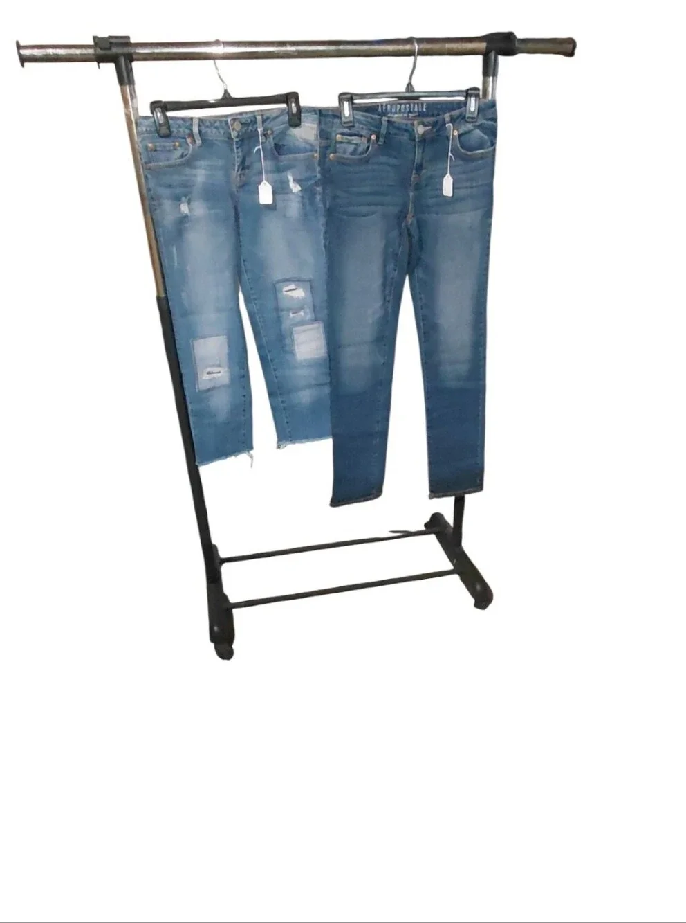 Women's Aeropostale Duo Bundle Size 4, Details Shown Below.
